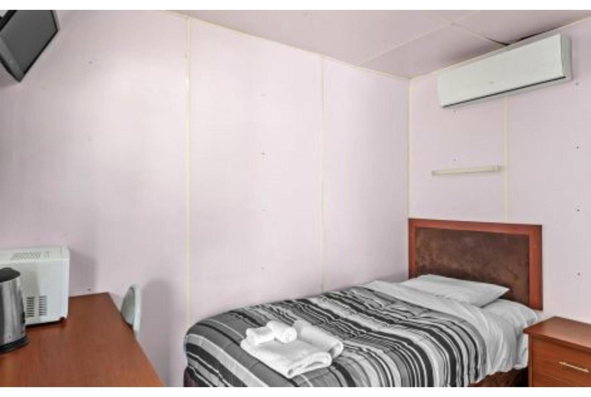 Discovery Parks - Kalgoorlie Goldfields Room photo