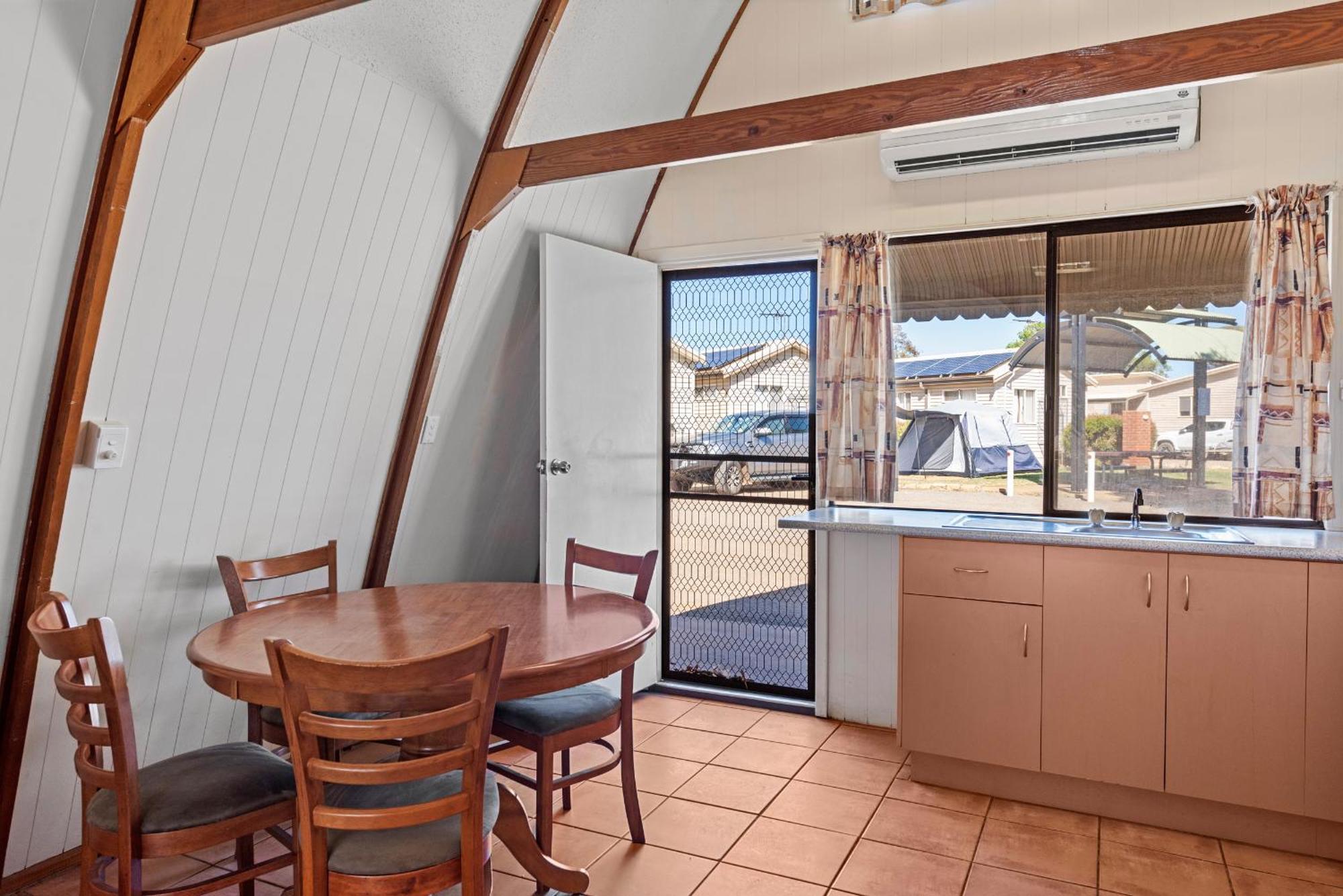 Discovery Parks - Kalgoorlie Goldfields Room photo